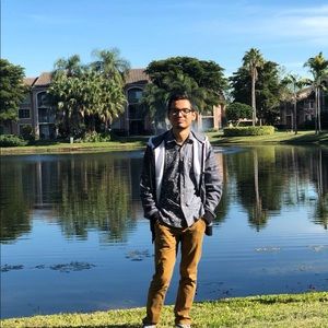 Meet your Posher, Alejandro